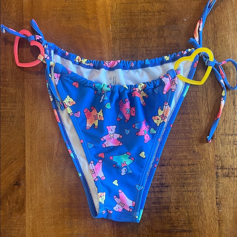 Brazilian Style Colorful Print Bikini Set - Picture 2 of 12